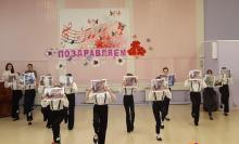 Праздничный концерт «Солнышко в ладошках» Праздничный концерт «Солнышко в ладошках»
